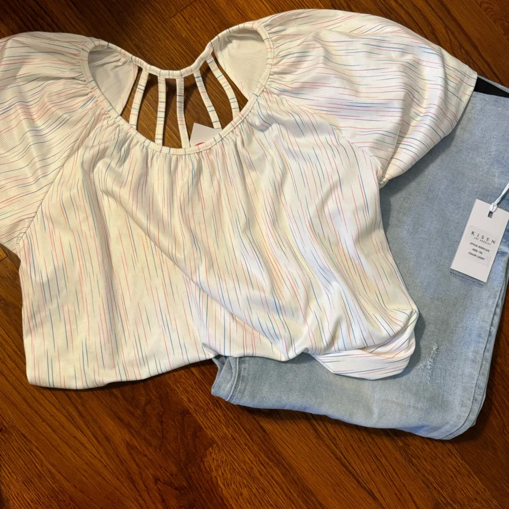 New With Tags 1X Risen Jeans And XL White Birch Top - Picture 1 of 8